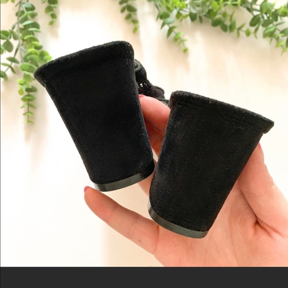 Urban Outfitters black mesh shoes sandals heels 8.5 chic - Picture 2 of 4